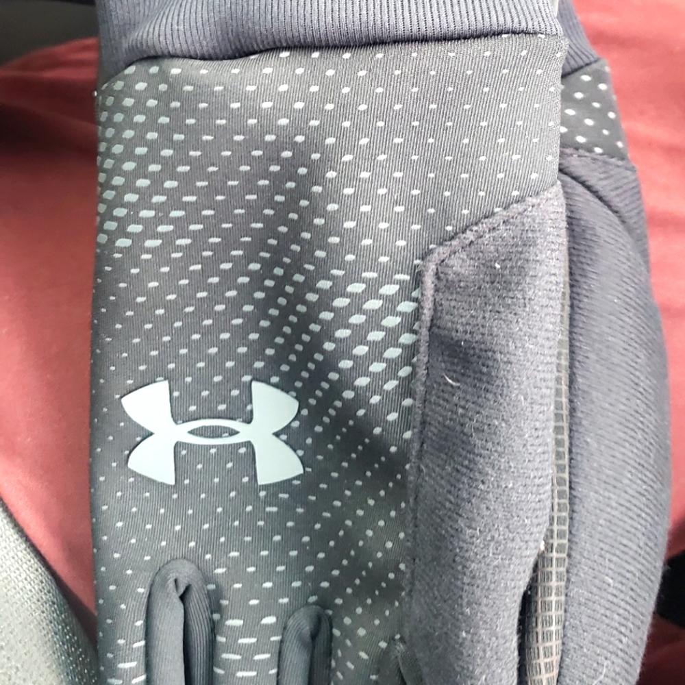 Underarmour gloves mens large NWT